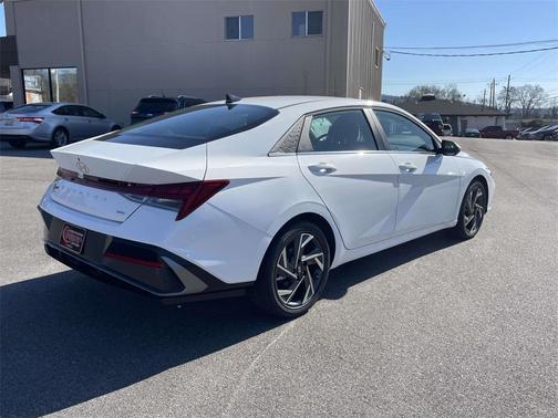 2026 Hyundai ELANTRA HEV Limited