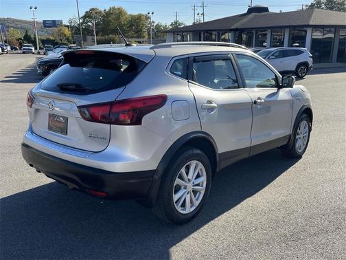 2017 Nissan Rogue Sport SV