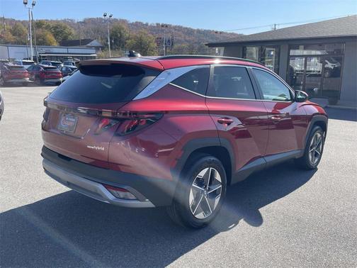 2026 Hyundai TUCSON Hybrid SEL