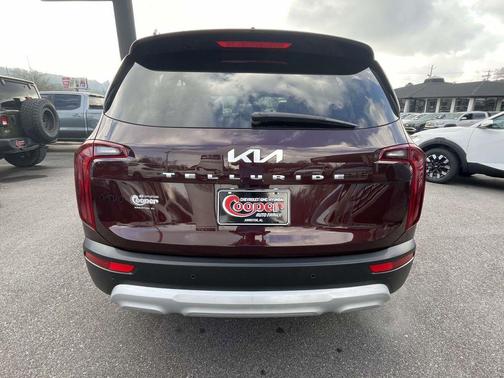 2022 Kia Telluride LX