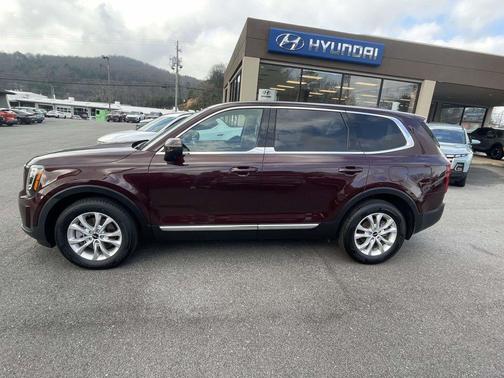2022 Kia Telluride LX
