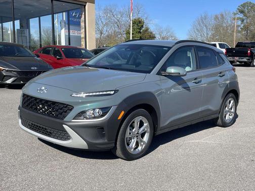 2022 Hyundai KONA SEL