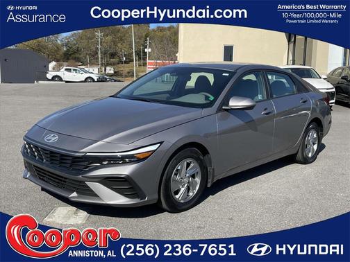 2024 Hyundai ELANTRA SE