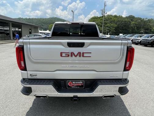 2022 GMC Sierra 1500 SLT