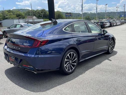 2021 Hyundai SONATA Limited
