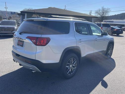 2017 GMC Acadia SLT-1
