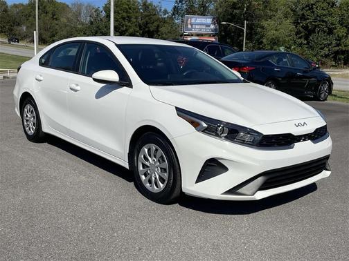 2024 Kia Forte LX
