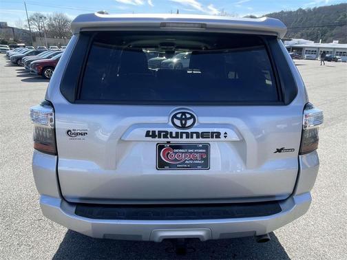 2022 Toyota 4Runner SR5
