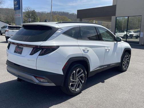 Creamy White Pearl 2026 Hyundai TUCSON Hybrid Limited