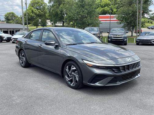 2025 Hyundai ELANTRA Sport
