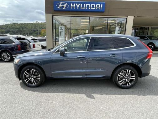 2020 Volvo XC60 T6 Momentum