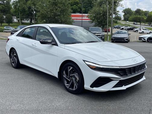 2025 Hyundai ELANTRA Sport