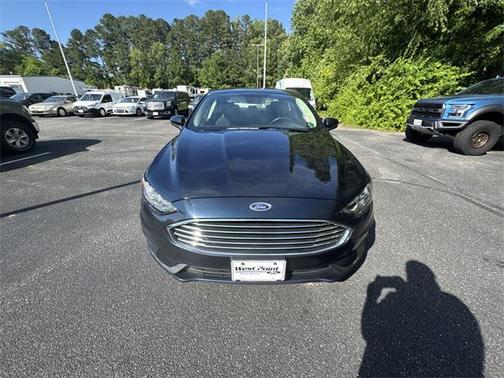 2020 Ford Fusion SE