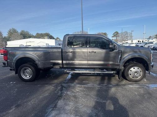 2024 Ford F-450 Lariat