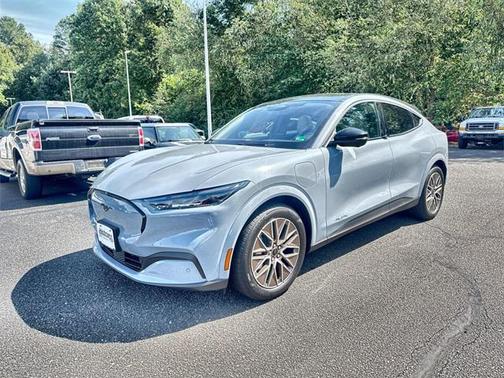 2025 Ford Mustang Mach-E Premium