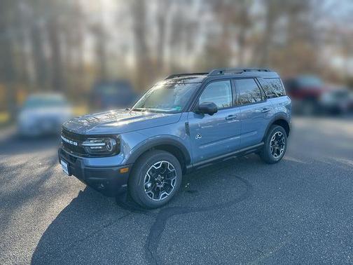 AZURE GRAY METALLIC TRI-COAT 2025 Ford Bronco Sport Outer Banks