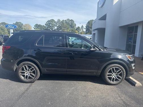 2017 Ford Explorer sport