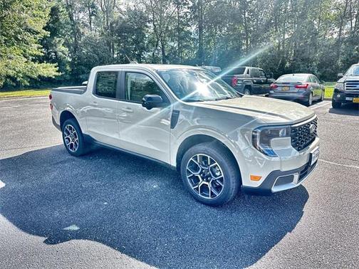 2025 Ford Maverick Lariat