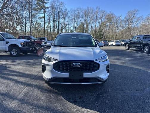 2026 Ford Escape PHEV SE