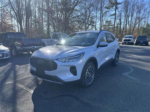2026 Ford Escape PHEV SE