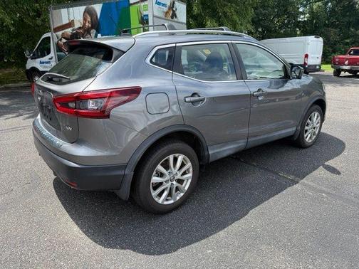 Gun Metallic 2020 Nissan Rogue Sport SV