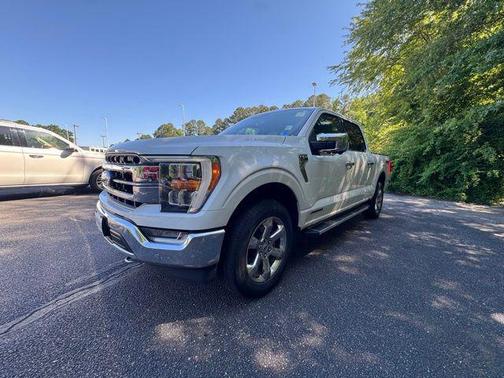 STAR WHITE METALLIC TRICOAT 2023 Ford F-150 Lariat