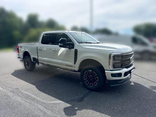 Star White Metallic Tri-Coat 2026 Ford F-350 Platinum