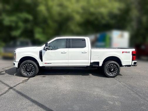 Star White Metallic Tri-Coat 2026 Ford F-350 Platinum