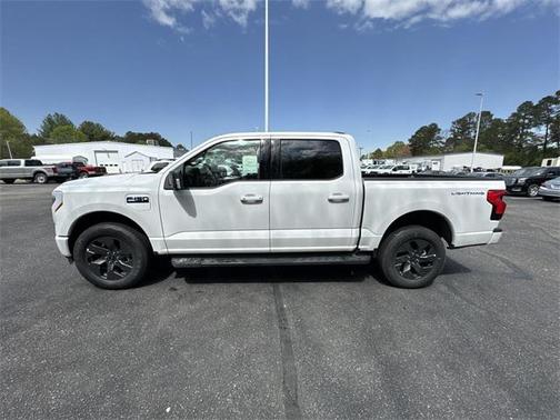 2025 Ford F-150 Lightning Flash