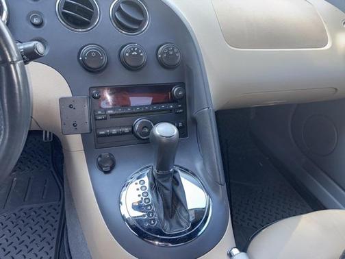 2007 Pontiac Solstice Base