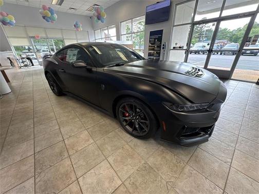 2025 Ford Mustang Dark Horse Fastback
