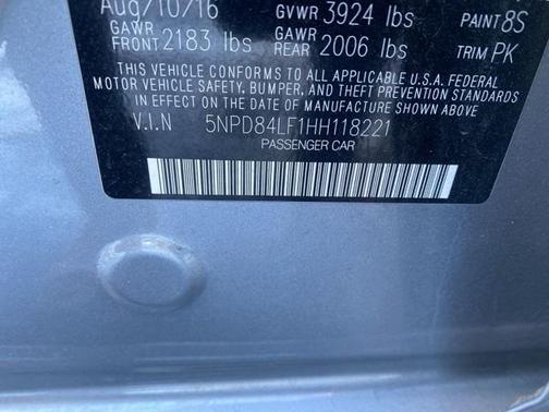 2017 Hyundai ELANTRA SE