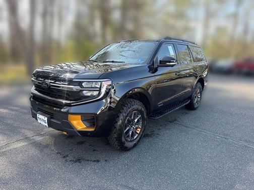 AGATE BLACK METALLIC 2026 Ford Expedition Tremor