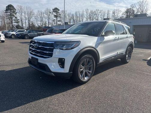 STAR WHITE MET TRI-COAT 2026 Ford Explorer Active w/200A Pkg