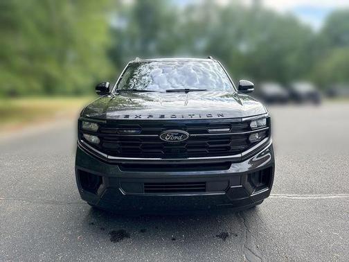 DARK MATTER GREY METALLIC 2025 Ford Expedition Platinum