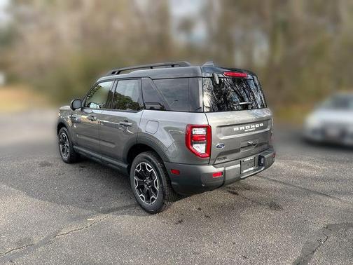 CARBONIZED GRAY METALLIC 2025 Ford Bronco Sport Outer Banks