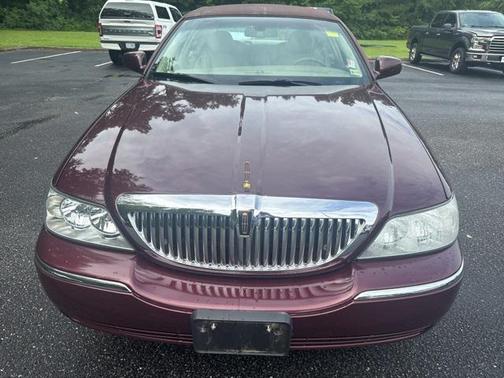 2006 Lincoln Town Car Signature