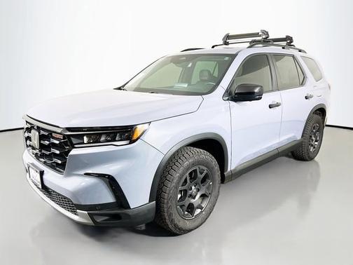 Sonic Gray Pearl 2025 Honda Pilot