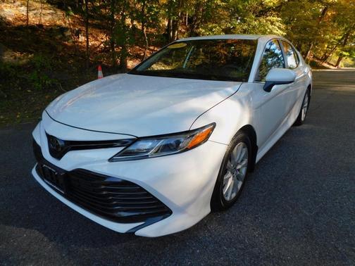 2019 Toyota Camry XLE