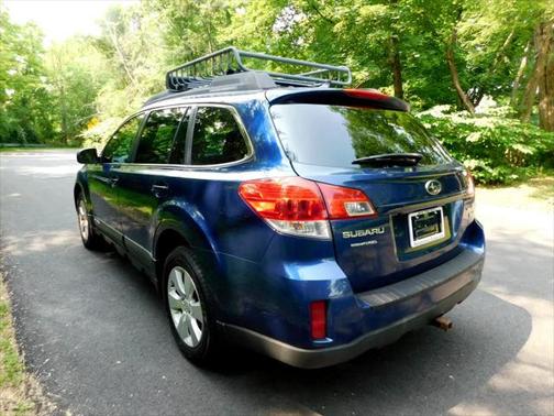 2011 Subaru Outback 3.6 R Limited