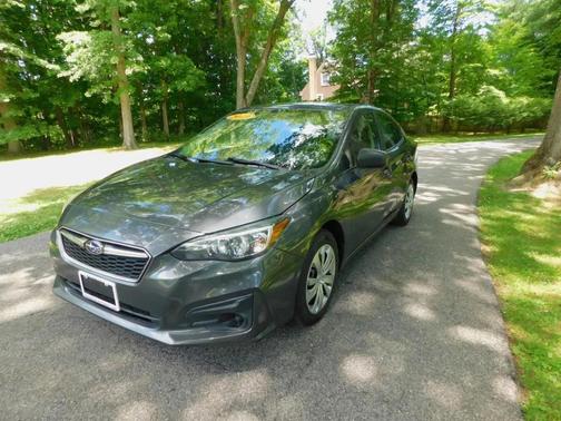 Gray 2019 Subaru Impreza 2.0i