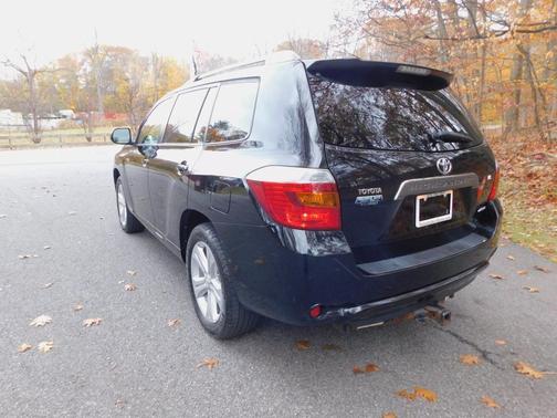 2009 Toyota Highlander Sport