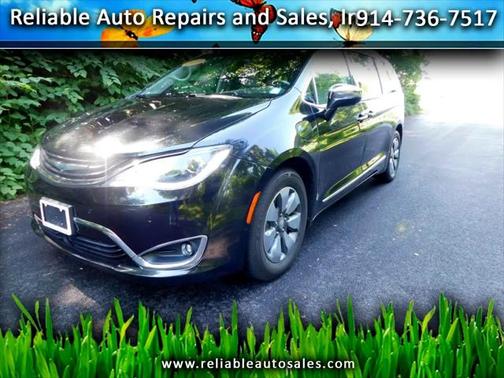 2018 Chrysler Pacifica Hybrid Limited