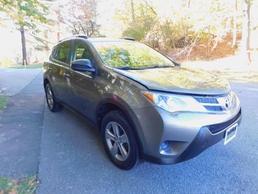 2014 Toyota RAV4 LE