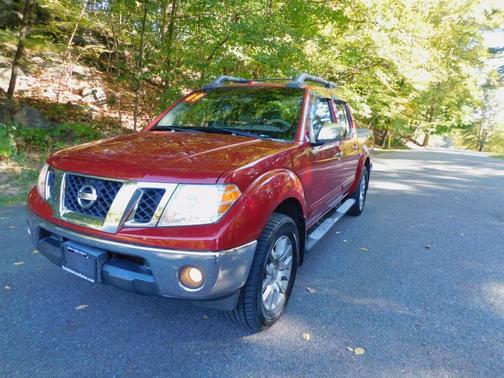 2009 Nissan Frontier LE Crew Cab