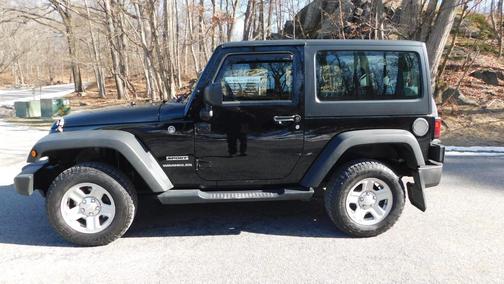 2016 Jeep Wrangler Sport