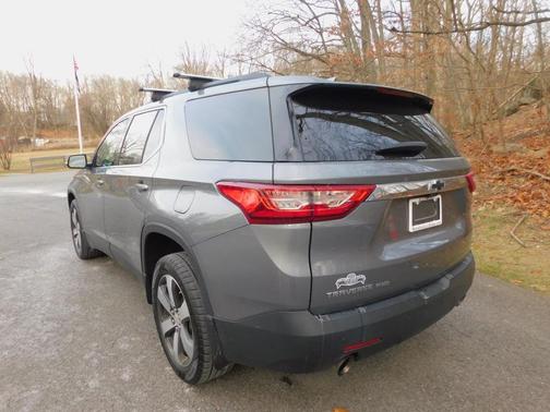 2020 Chevrolet Traverse LT Leather