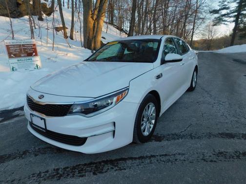 2017 Kia Optima LX