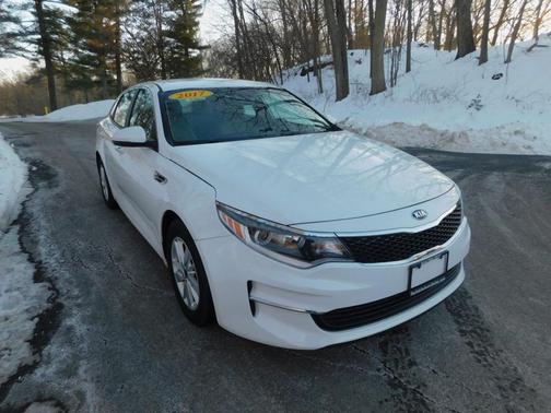 2017 Kia Optima LX