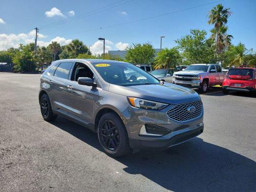 Gray Metallic 2024 Ford Edge SEL